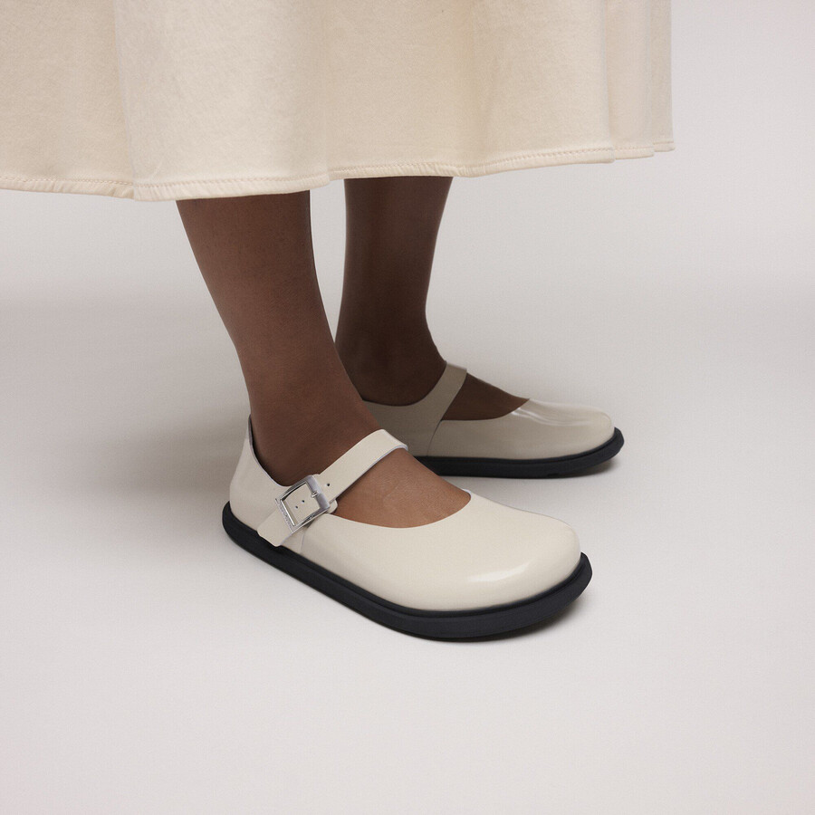 mantova cup sole natural leather patent