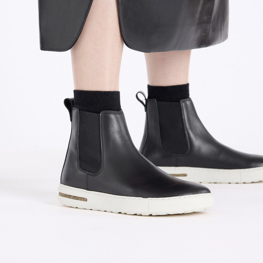 bend chelsea natural leather