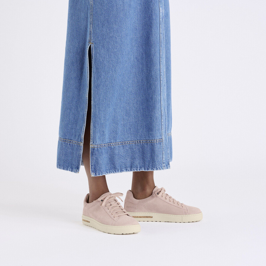 bend low suede leather