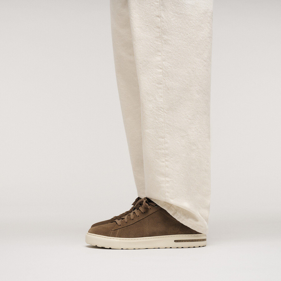 bend low suede leather
