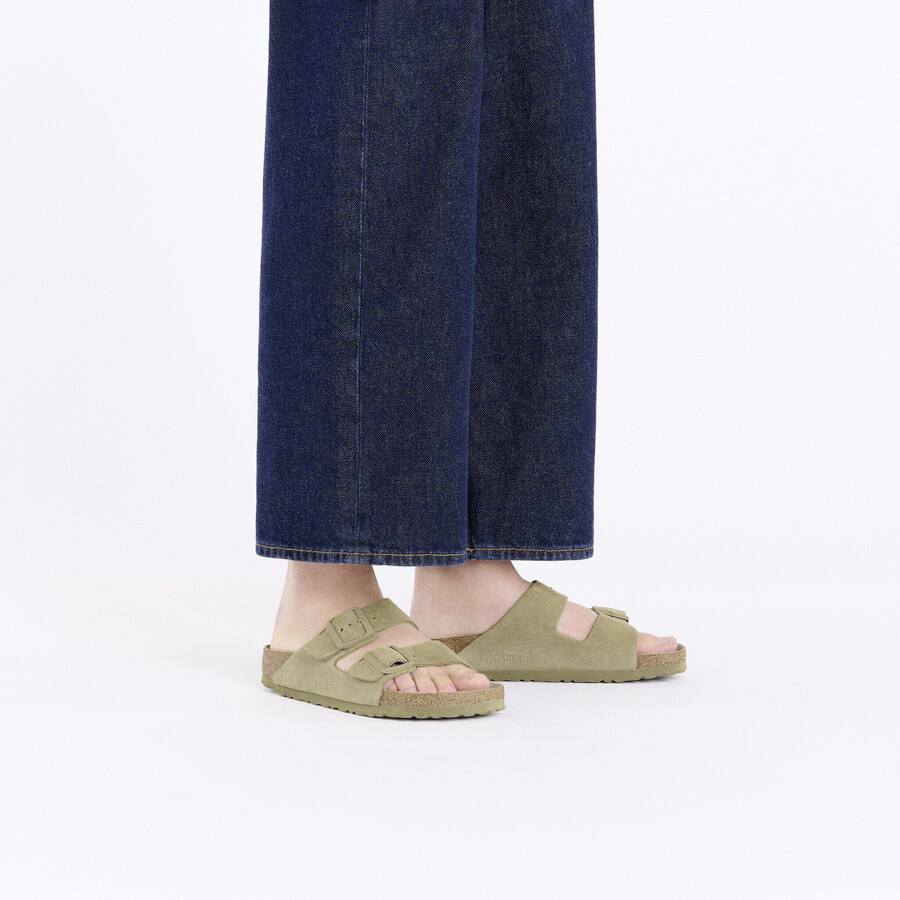 arizona soft footbed suede leather